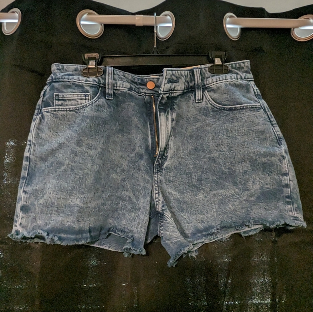 NWT Universal Thread Vintage Midi Shorts